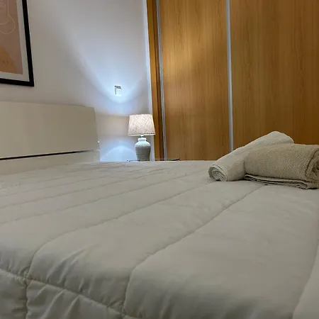 Convistaapartment With Pool Διαμέρισμα