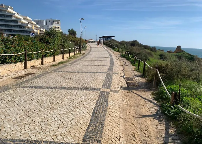 Convistaapartment With Pool Portimão